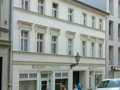 Wohn- und Geschäftshaus  Grünstraße 9