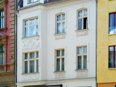 Wohn- und Geschäftshaus  Grünstraße 20