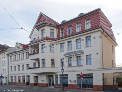 Wohn- und Geschäftshaus  Kietzer Straße 10