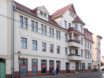Wohn- und Geschäftshaus  Kietzer Straße 10