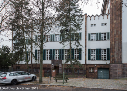 Oberpostdirektion Berlin, Landespostdirektion (heute), Wohnheim für ledige Postbeamtinnen (Haus Lietzensee)