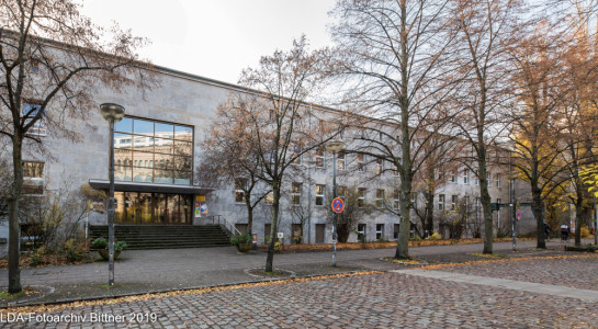 Institut für Physik