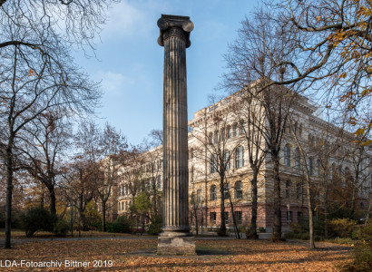 Säule vom alten Berliner Dom