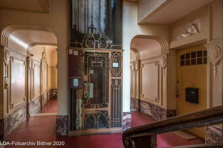 Vestibül des Mietshauses