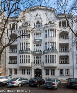 Mietshaus  Clausewitzstraße 8