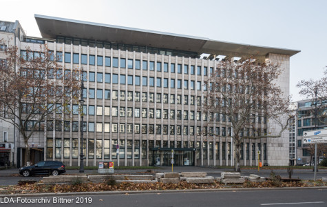 Industrie- und Handelskammer (IHK)