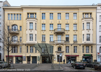 Mietshaus, Läden  Knesebeckstraße 8, 9