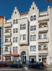 Vestibül und Treppenhaus des Mietshauses