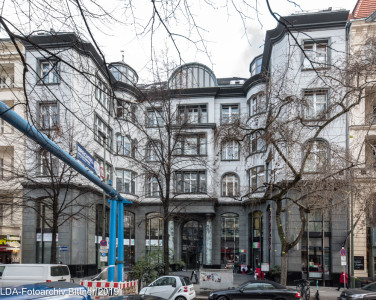 Mietshaus  Uhlandstraße 175