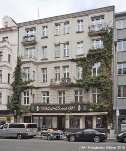 Mietshaus, Läden  Wilmersdorfer Straße 149