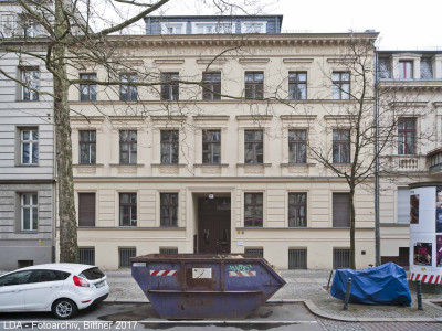 Mietshaus  Christstraße 35