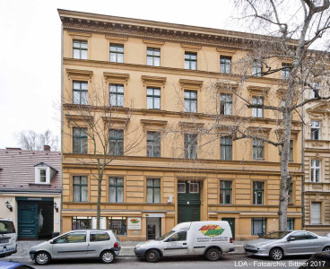 Mietshaus, Laden  Haubachstraße 6