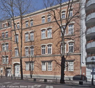 Mietshaus  Pestalozzistraße 14