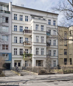 Mietshaus, Laden  Schloßstraße 20