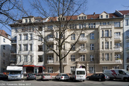 Mietshausgruppe  Wundtstraße 5, 7, 7A, 9, 9A, 11 Knobelsdorffstraße 13