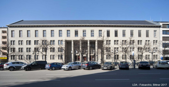 Finanzamt Charlottenburg