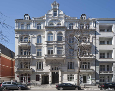 Mietshaus  Carmerstraße 2