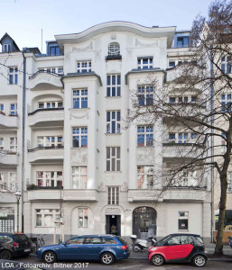 Mietshaus, Läden  Fritschestraße 29A