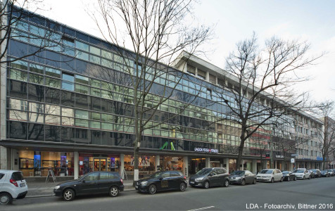 Geschäftshaus  Uhlandstraße 20, 21, 22, 23, 24, 25