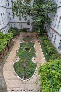 Innenhof Uhlandstraße 161