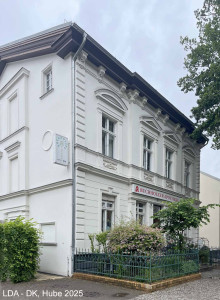 Wohnhaus, Apotheke  Hauptstraße 14