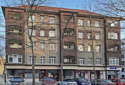 Mietshaus  Bismarckstraße 72, 73 Sachsenwaldstraße 6, 7