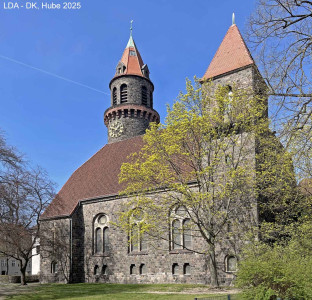 Ev. Lukaskirche, Pfarrhaus