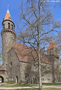 Ev. Lukaskirche, Pfarrhaus
