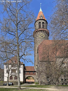 Ev. Lukaskirche, Pfarrhaus