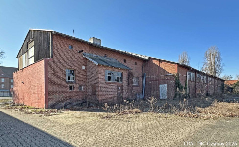 Reithalle, später Sporthalle der Alliierten (Haus 41)