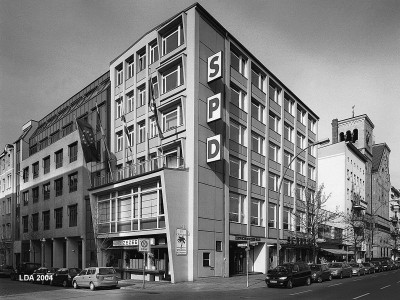 Kurt-Schumacher-Haus, SPD-Gebäude