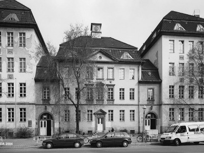285. und 295. Gemeindeschule, Brüder-Grimm-Grundschule