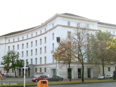 Rathaus Wilmersdorf (ehem. Deutsche Arbeitsfront)