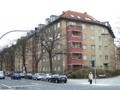 Wohnanlage  Wiesbadener Straße 69 & 70 & 71 & 72 & 73 & 73A & 74 Ahrweilerstraße 7 & 8 & 9 Geisenheimer Straße 46 & 48 & 50 & 52 & 54 & 56 & 58 Markobrunner Straße 4 & 6 & 8 & 10 & 10A & 12
