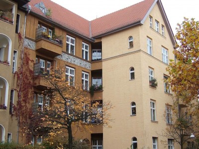 Mietshaus  Burgunder Straße 1 Laubacher Straße 33