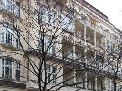 Mietshaus  Eisenzahnstraße 64