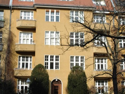 Mietshaus  Landauer Straße 7