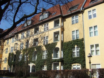 Mietshaus  Deidesheimer Straße 9