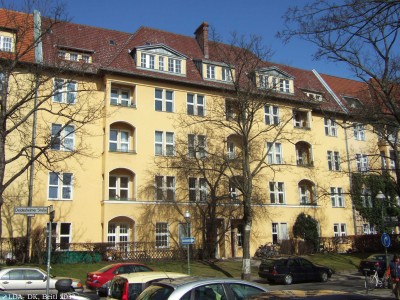 Mietshaus  Deidesheimer Straße 11