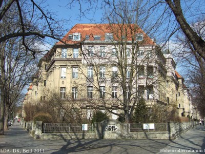 Mietshausgruppe  Hohenzollerndamm 81, 82, 83, 84 Franzensbader Straße 1, 2, 3, 3B, 4, 4B, 5A, 6, 6B Ilmenauer Straße 9, 9B, 10, 10A, 10B, 11, 11B, 12