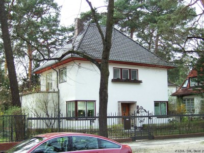 Villa  Rheinbabenallee 39A