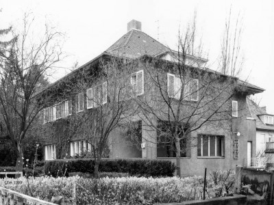 Einfamilienhaus  Caspar-Theyß-Straße 12 Wangenheimstraße 18