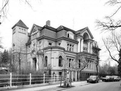 Villa  Wallotstraße 19