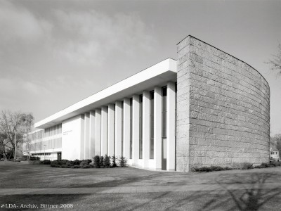 Henry-Ford-Bau (FU Berlin) mit Hörsaal (Auditorium maximum)