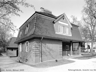 Wohnhaus, Nebengebäude  Hohenzollernstraße 14