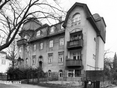 Mietshaus, Einfriedung  Beerenstraße 50 Karl-Hofer-Straße 