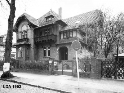 Wohnhaus  Hohenzollernstraße 9
