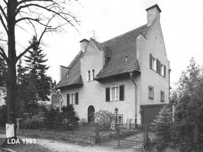 Wohnhaus  Schmarjestraße 1C