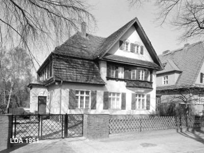 Wohnhaus  Schmarjestraße 10
