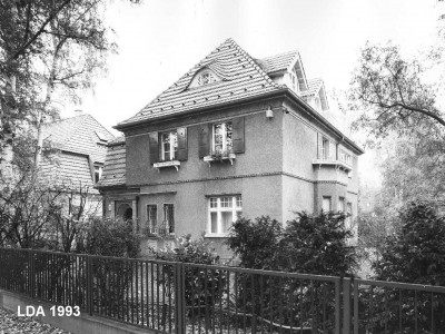 Wohnhaus  Schweitzerstraße 17